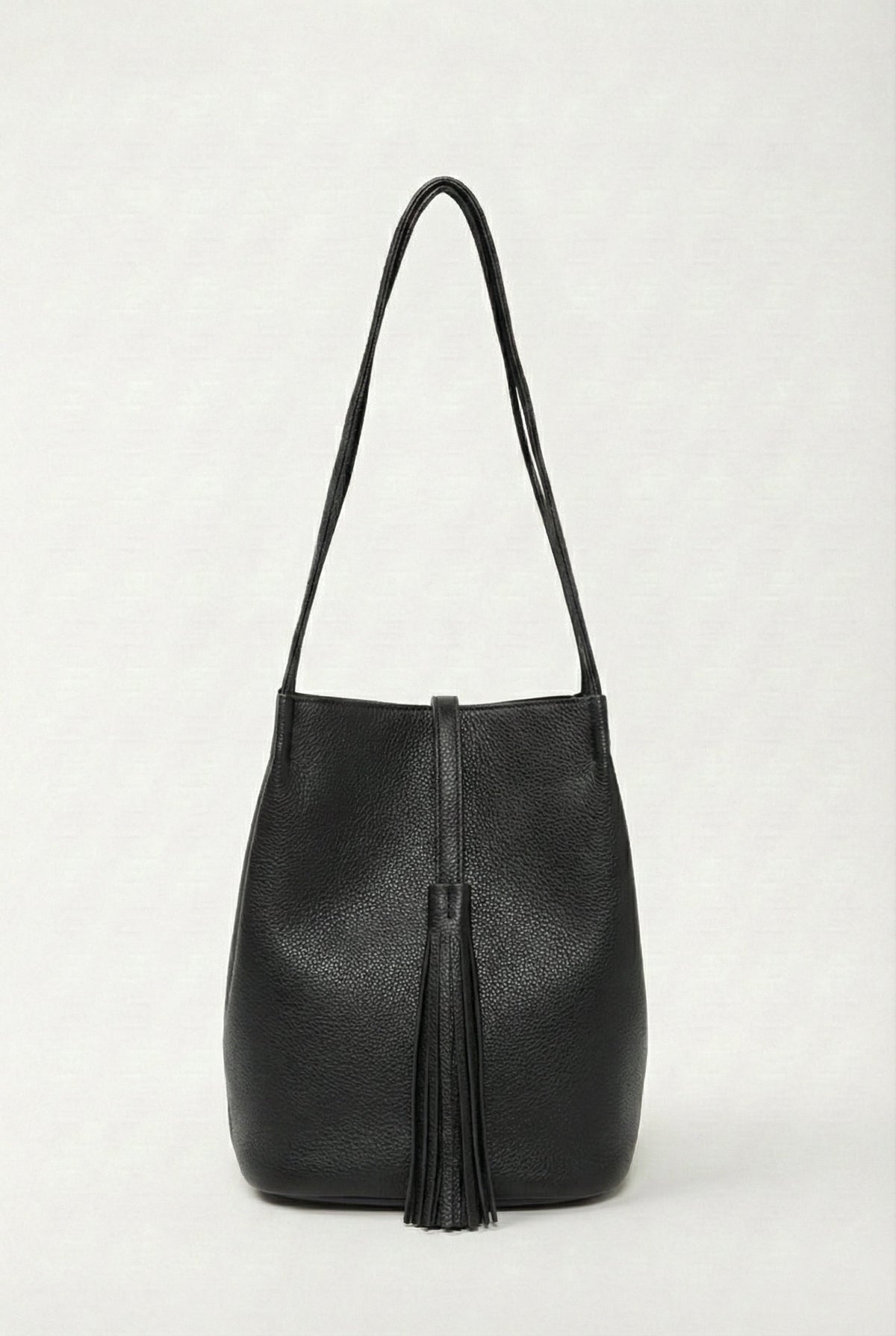 Melody Tassel Tote Bag in Black